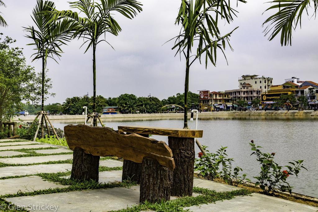 Hue River Side Villa Esterno foto